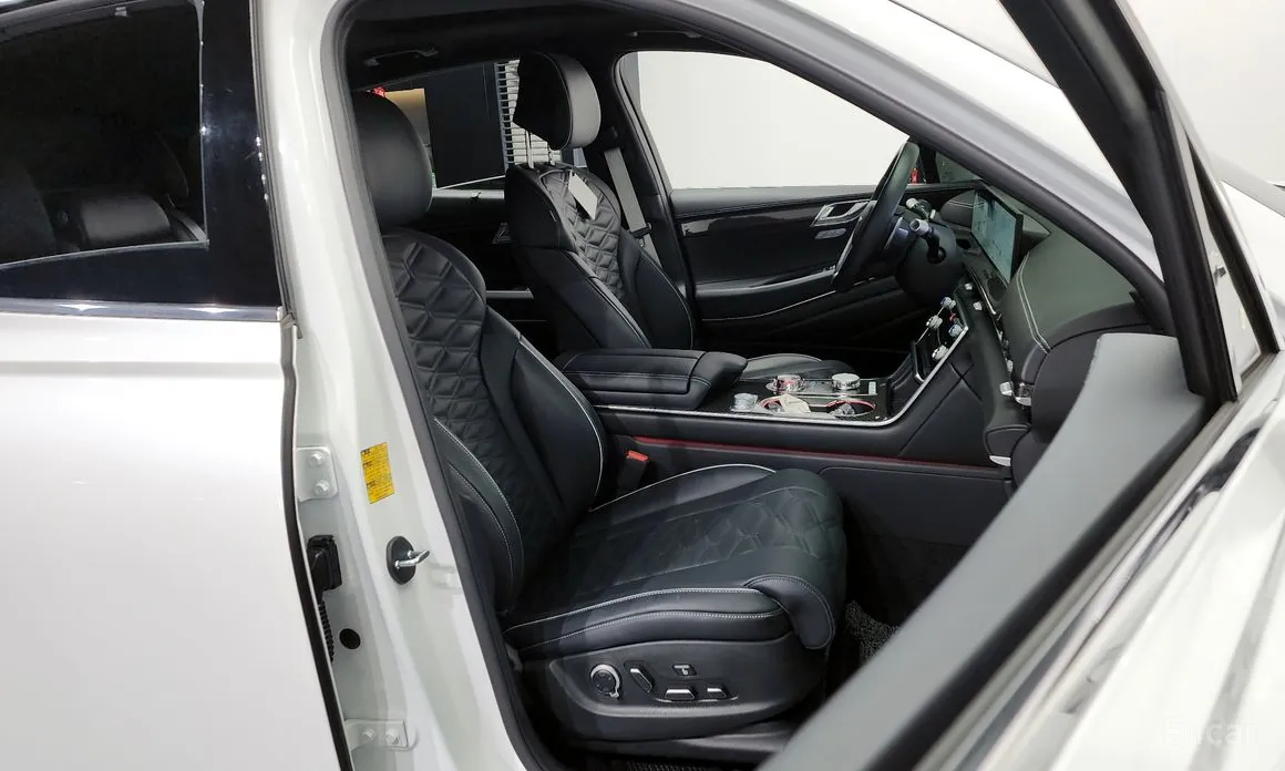 Фото 11 - Genesis GV80