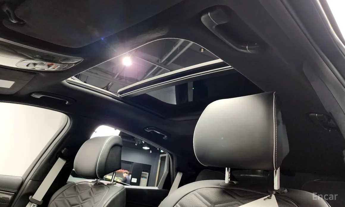 Фото 19 - Genesis GV80