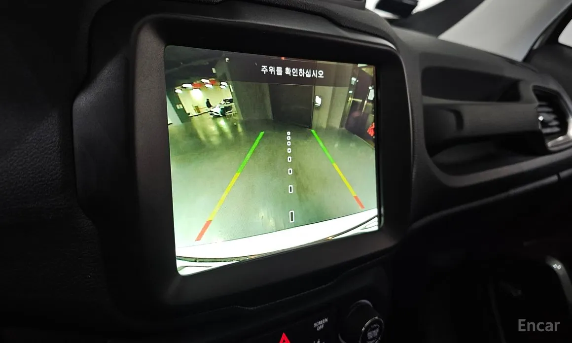 Фото 15 - Jeep Renegade