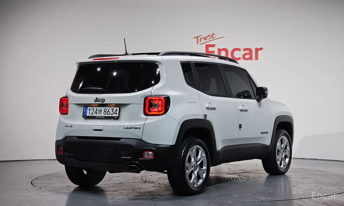 Фото 2 - Jeep Renegade