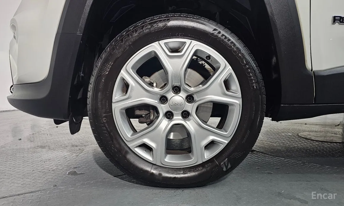 Фото 5 - Jeep Renegade