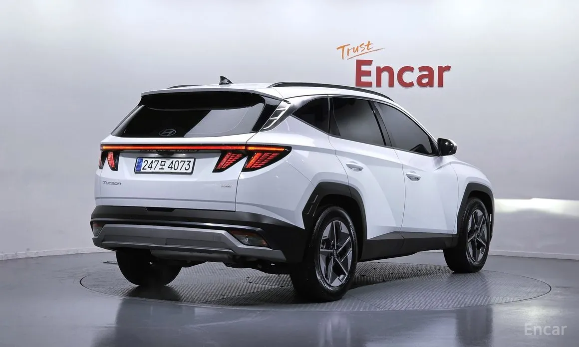 Фото 2 - Hyundai Tucson