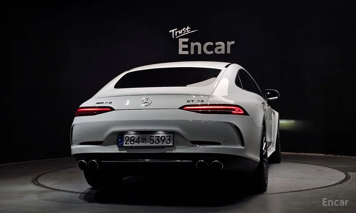 Фото 4 - Mercedes-Benz AMG GT