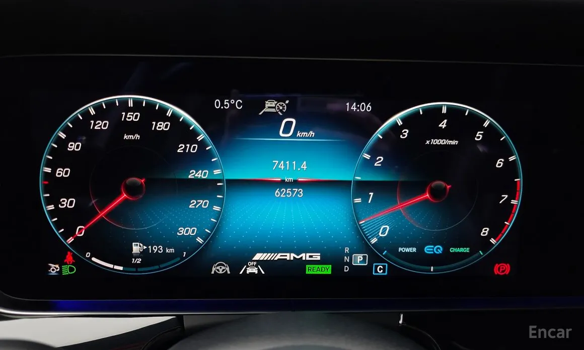 Фото 8 - Mercedes-Benz AMG GT