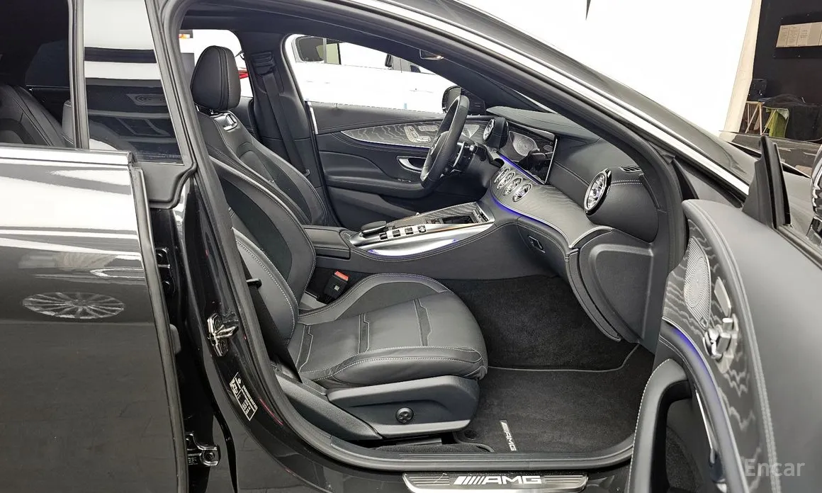 Фото 11 - Mercedes-Benz AMG GT