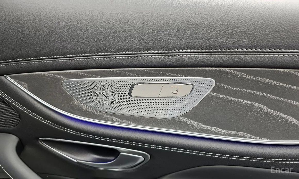 Фото 19 - Mercedes-Benz AMG GT