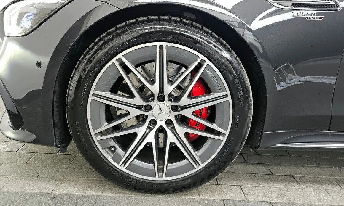 Фото 5 - Mercedes-Benz AMG GT