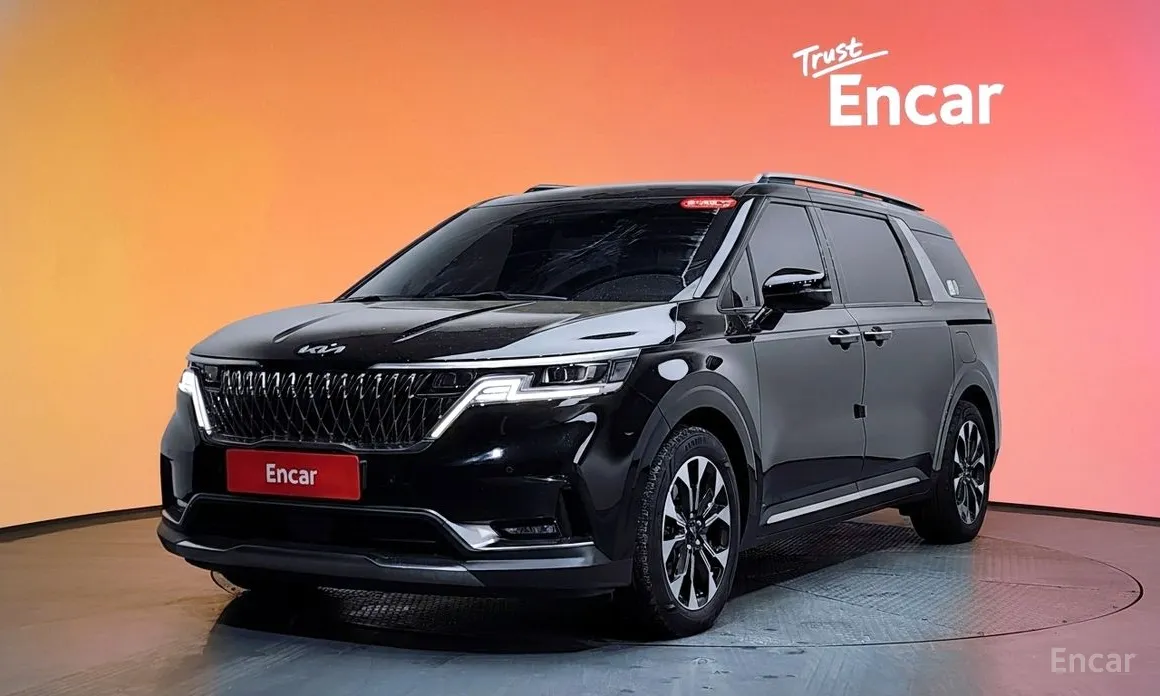 Фото 1 - Kia Carnival