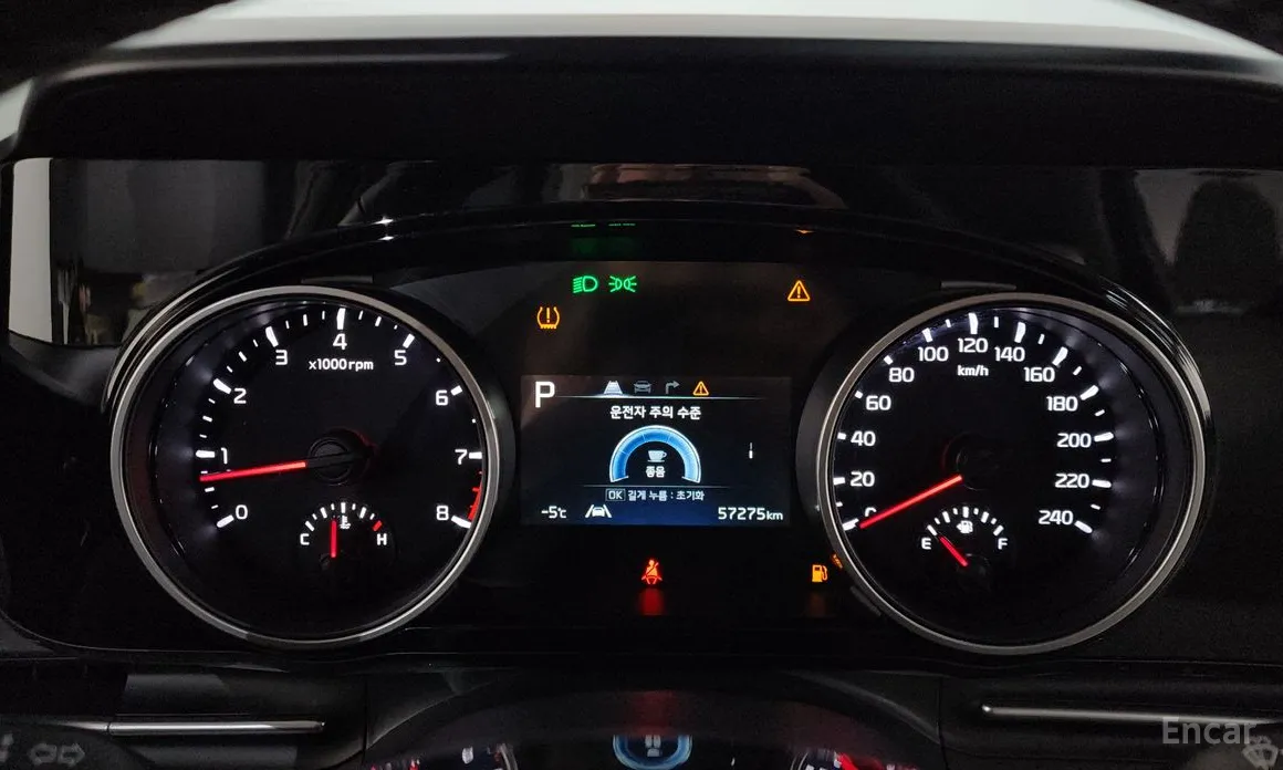 Фото 8 - Kia Carnival