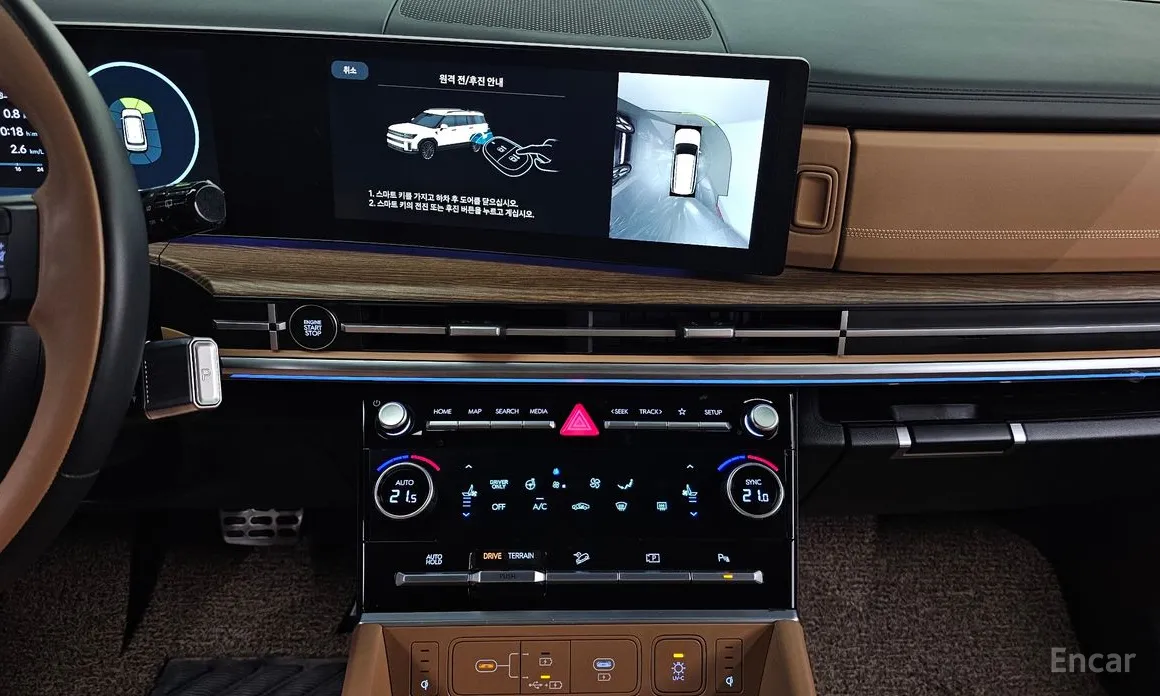 Фото 15 - Hyundai Santa Fe