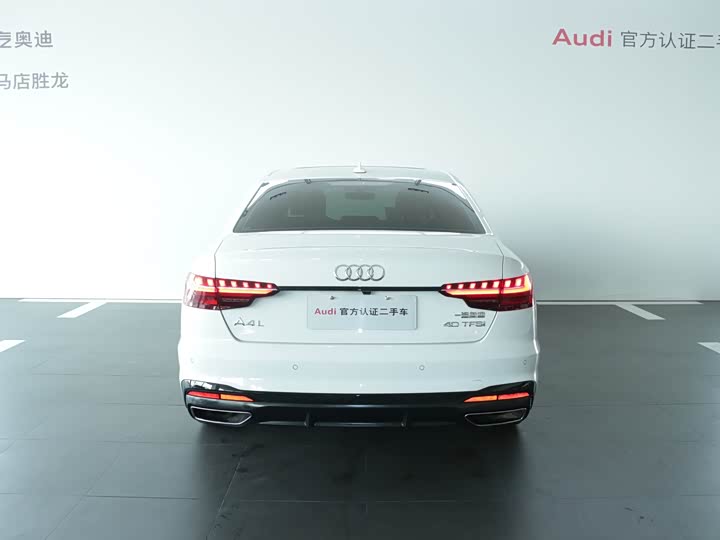 Фото 5 - Audi A4L