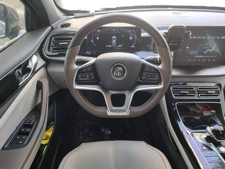 Фото 3 - BYD Qin Plus