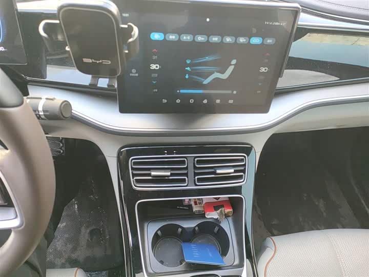 Фото 6 - BYD Qin Plus