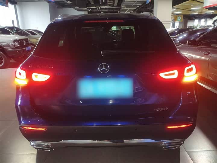 Фото 6 - Mercedes-Benz GLA-Class