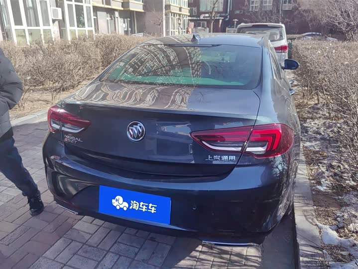 Фото 3 - Buick Regal