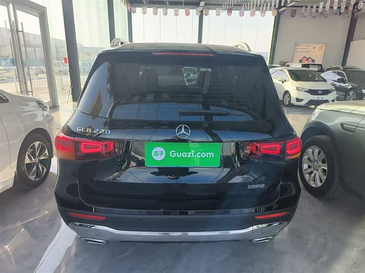 Фото 6 - Mercedes-Benz GLB-Class