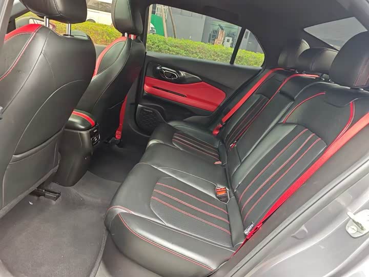 Фото 7 - GAC Trumpchi Empow R