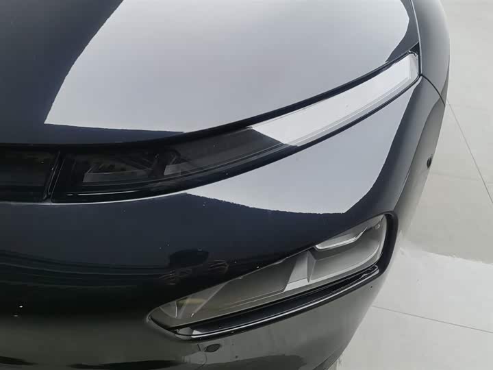 Фото 7 - XPeng P7