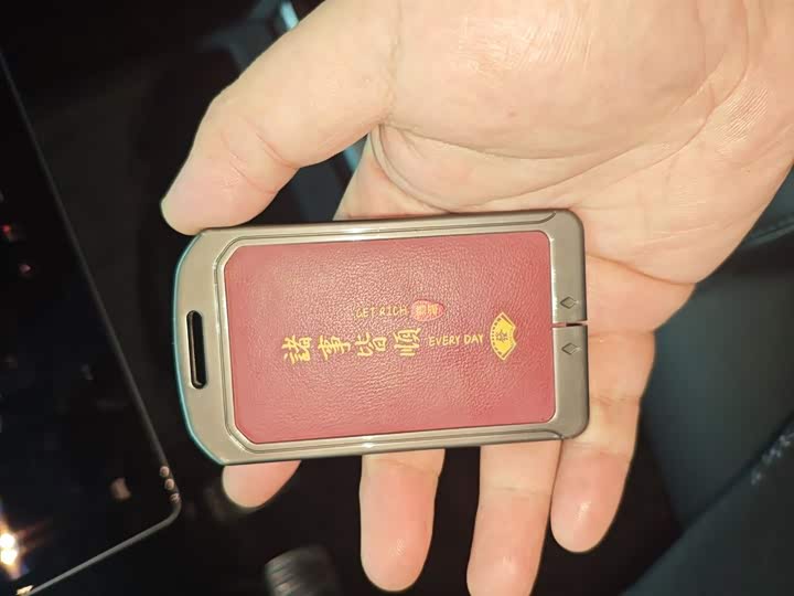 Фото 9 - Tesla Model 3