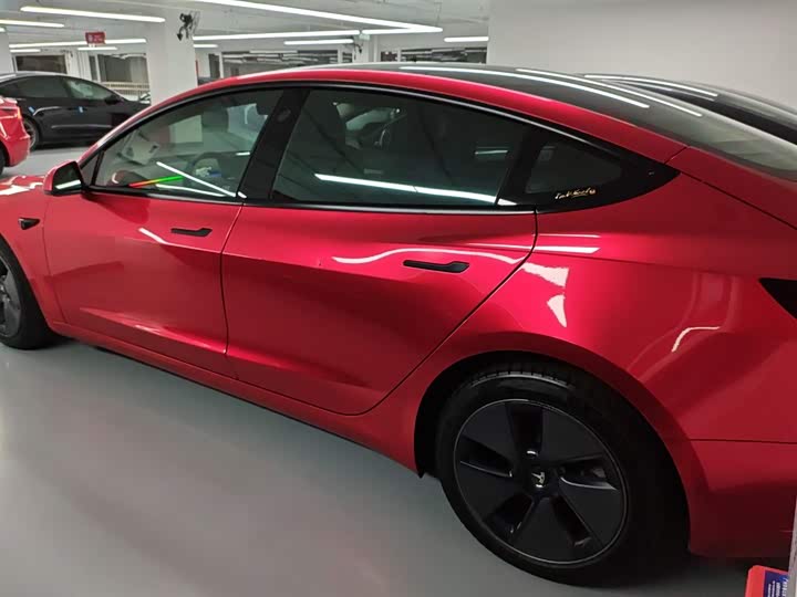 Фото 5 - Tesla Model 3