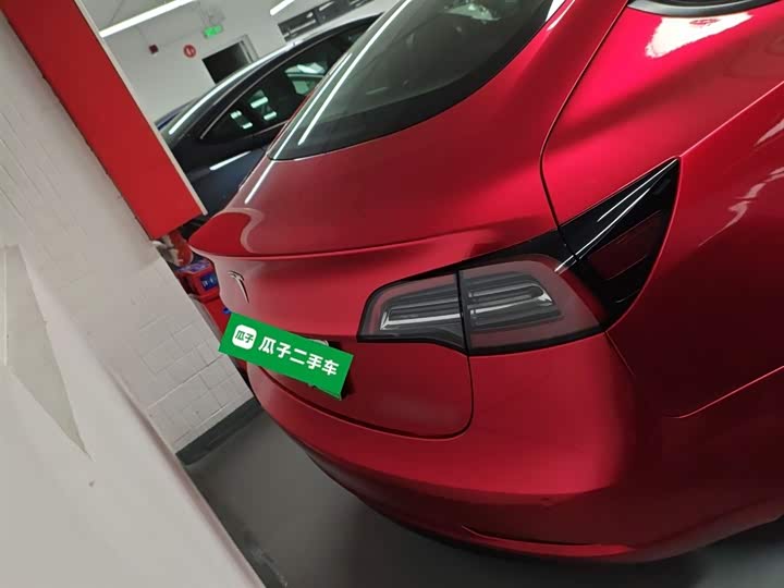 Фото 6 - Tesla Model 3