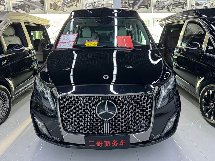 Фото 2 - Mercedes-Benz V-Class