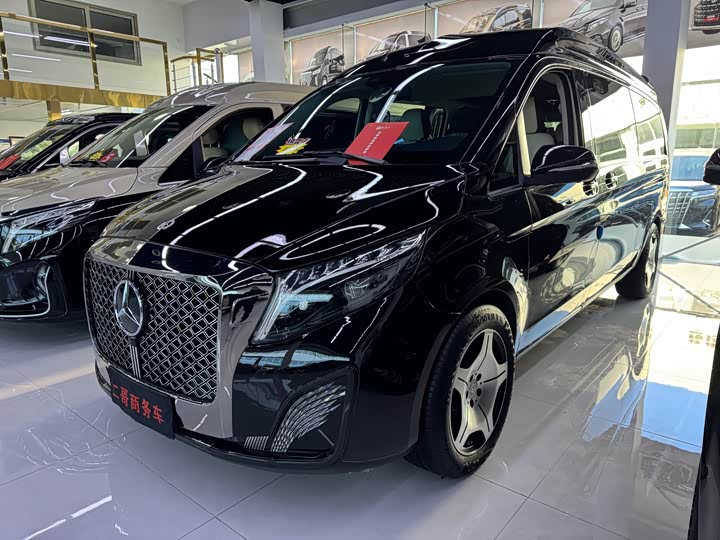 Фото 3 - Mercedes-Benz V-Class