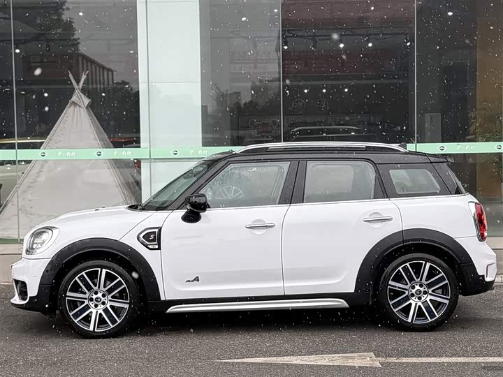 Фото 3 - Mini Countryman