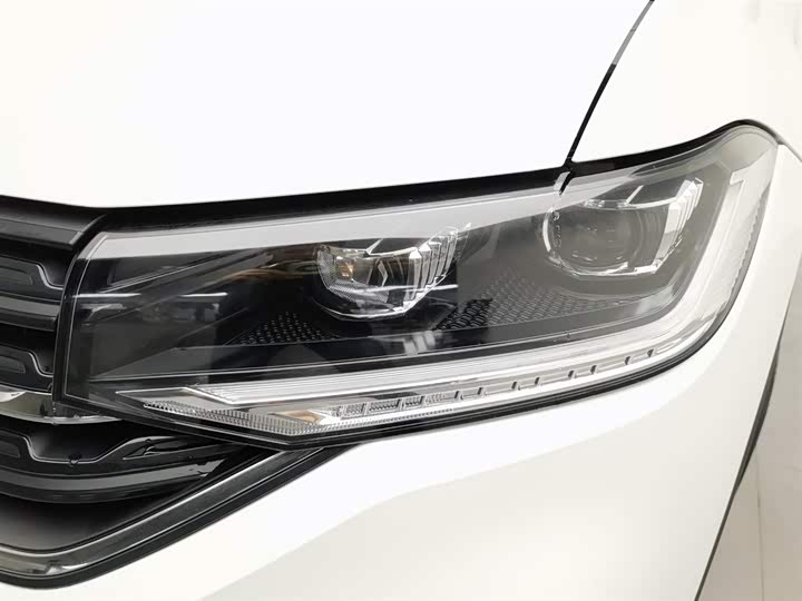 Фото 7 - Volkswagen Tacqua