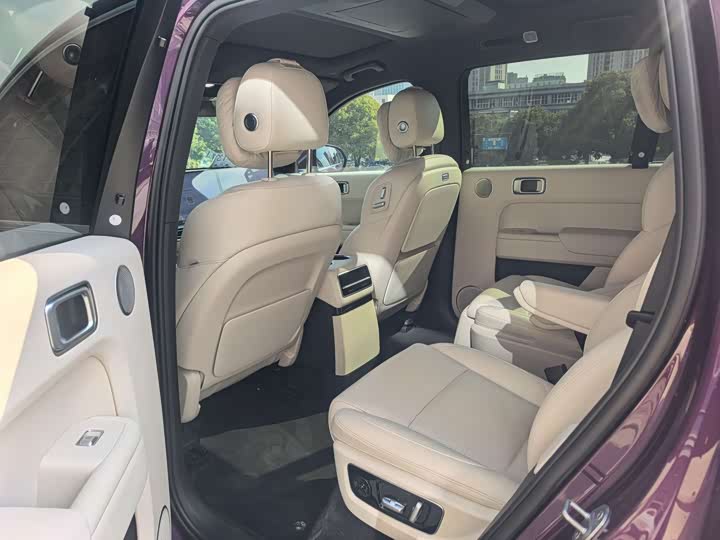 Фото 9 - LiXiang L9