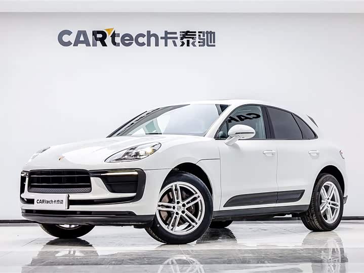 Фото 1 - Porsche Macan