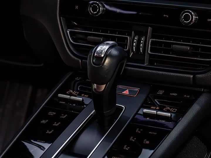 Фото 6 - Porsche Macan
