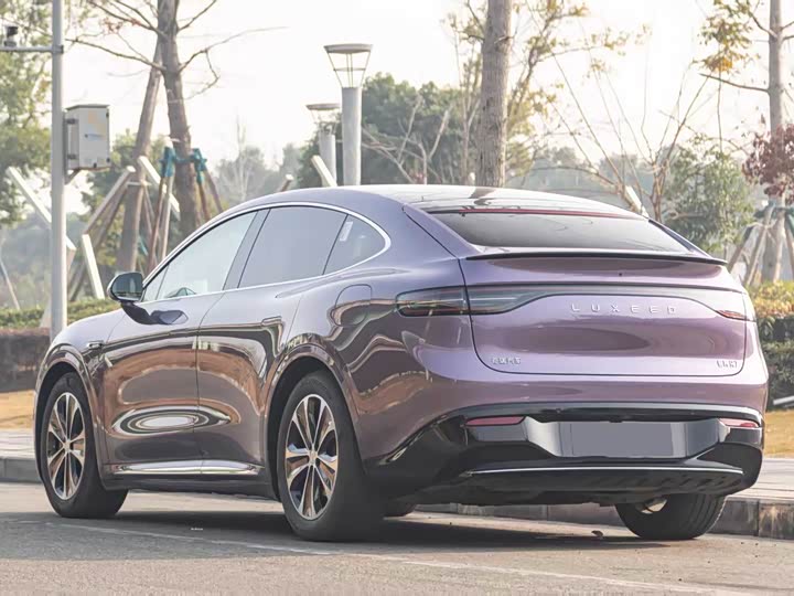 Фото 5 - Luxeed R7