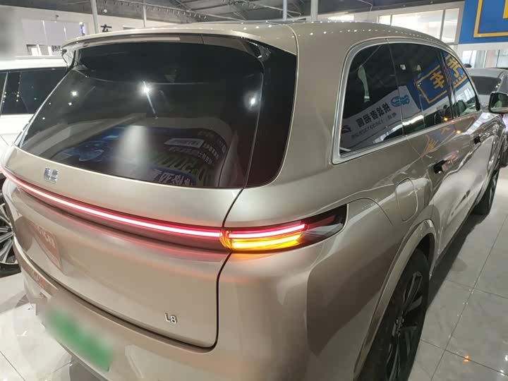 Фото 7 - LiXiang L8