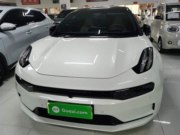 Фото 3 - Zeekr 001