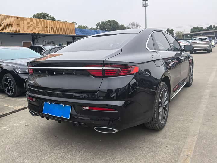 Фото 5 - Geely Preface