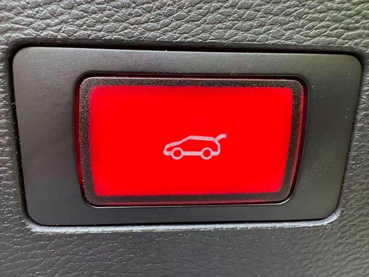 Фото 8 - BAIC Arcfox Alpha T5