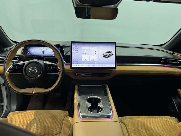 Фото 6 - Mazda EZ-6