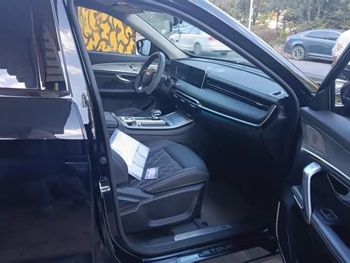 Фото 8 - Jetour X70