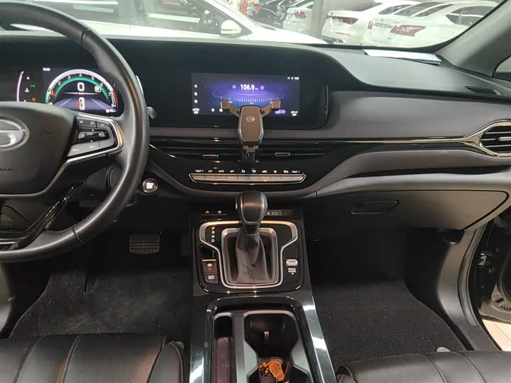 Фото 5 - GAC Trumpchi M6