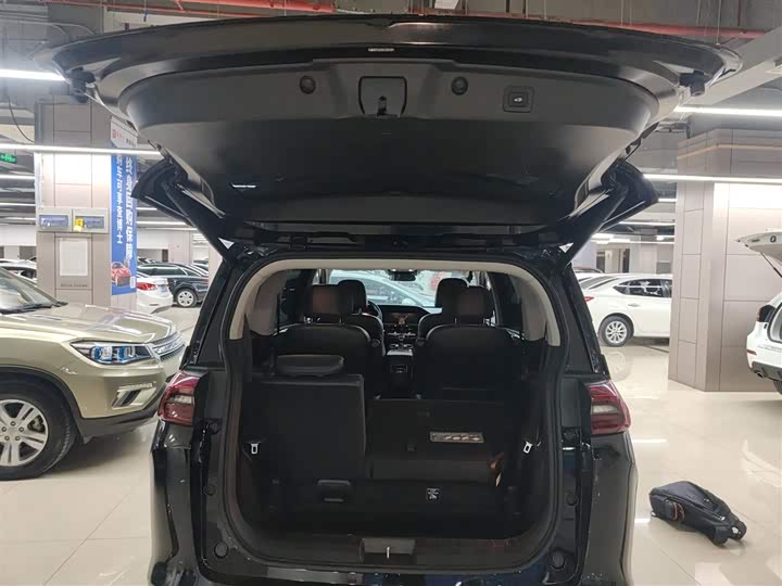 Фото 9 - GAC Trumpchi M6