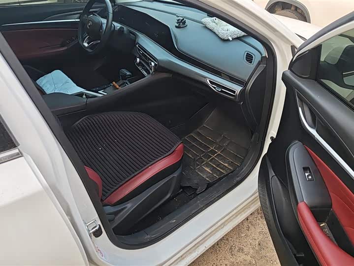 Фото 8 - Changan Eado Plus