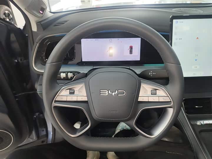 Фото 3 - BYD Sea Lion 07 DM-i Hybrid