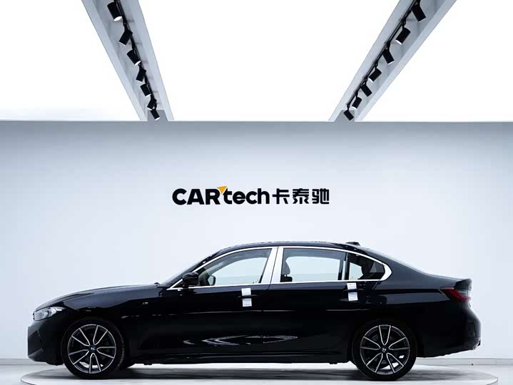 Фото 2 - BMW 3 Series