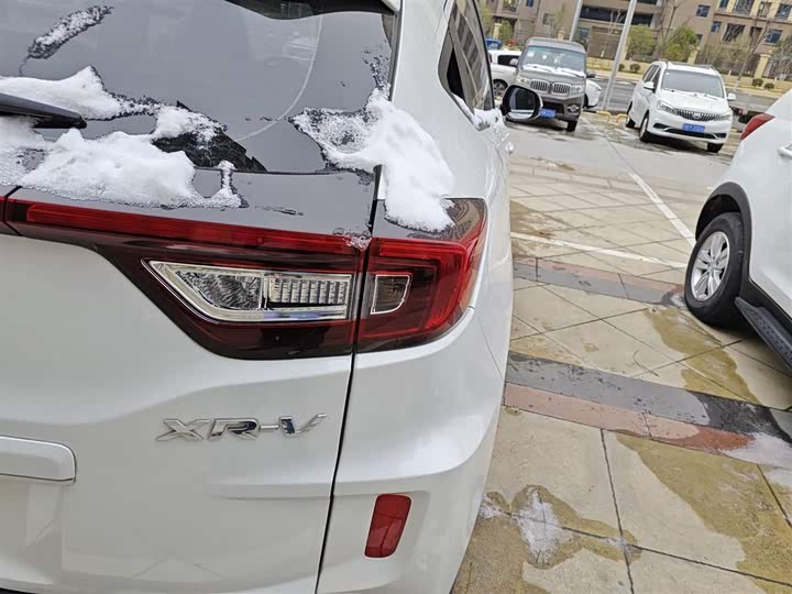 Фото 8 - Honda XR-V