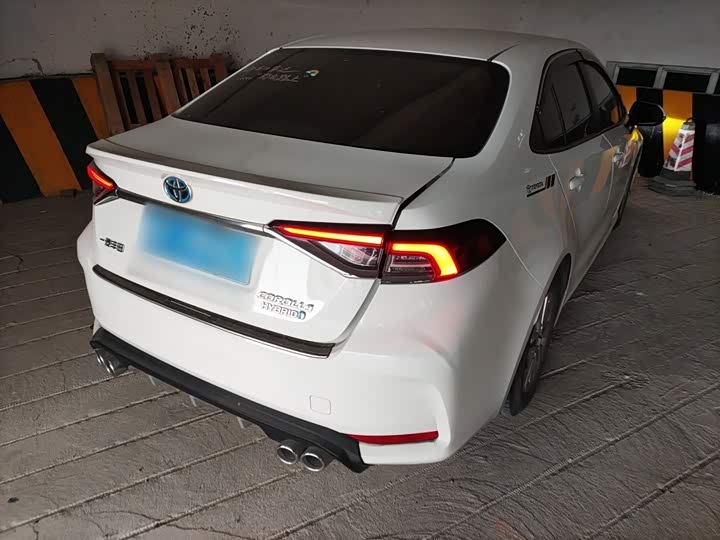 Фото 7 - Toyota Corolla