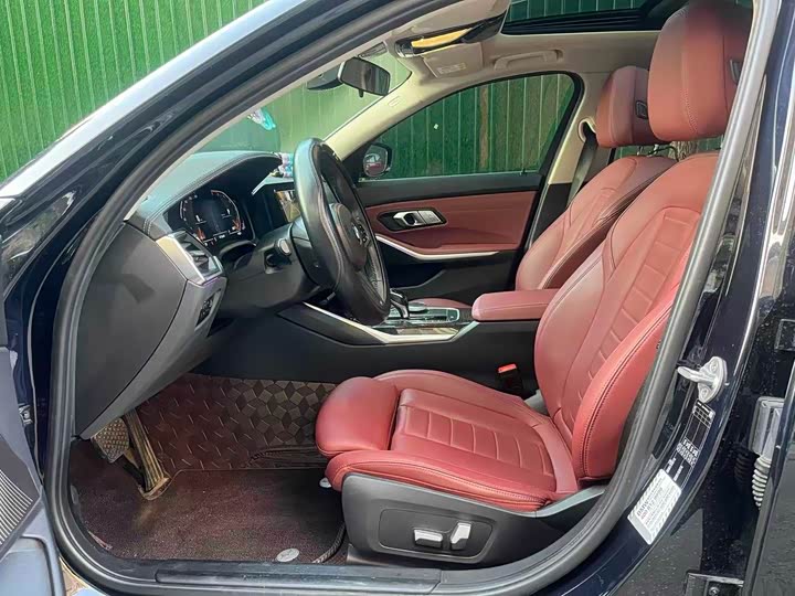 Фото 4 - BMW 3 Series