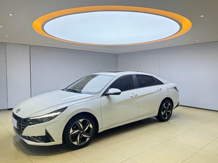 Фото 1 - Hyundai Elantra N line