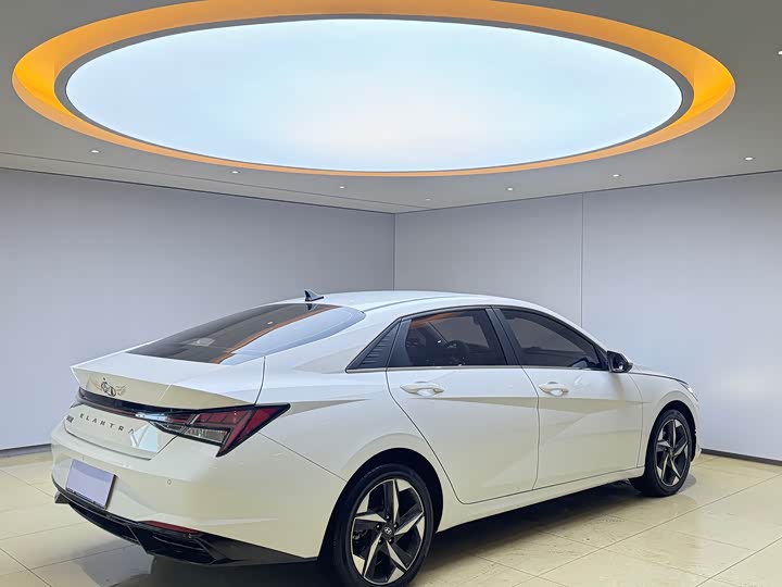 Фото 4 - Hyundai Elantra N line