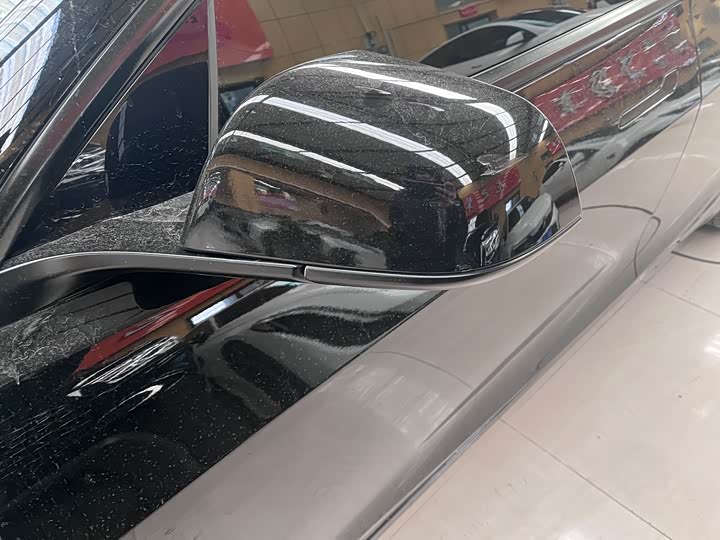 Фото 6 - Tesla Model 3